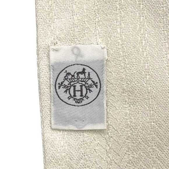 HERMES Authentic Cream Silk Scarf